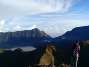crater rim tetebatu